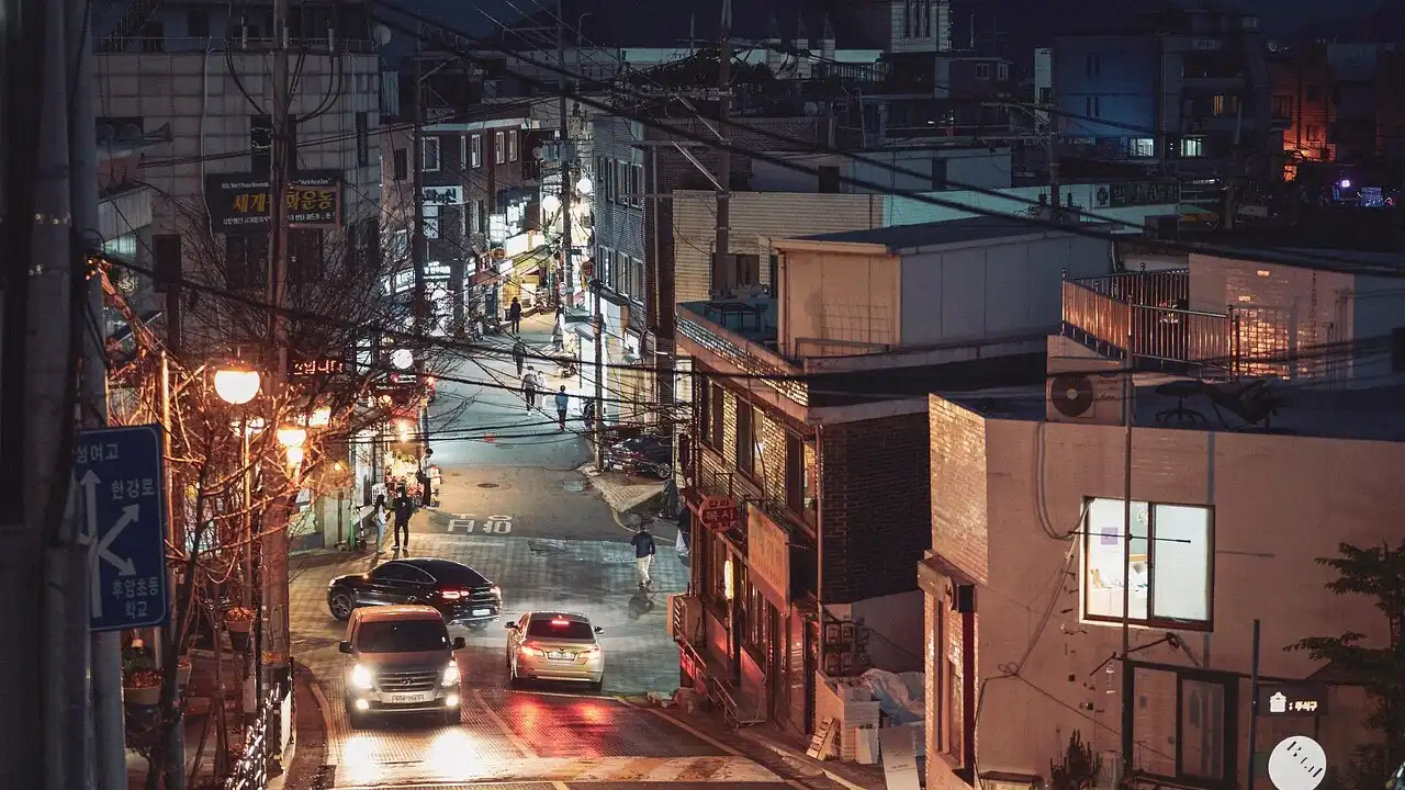 10 Fun Korean Slang Words Used In K-Dramas